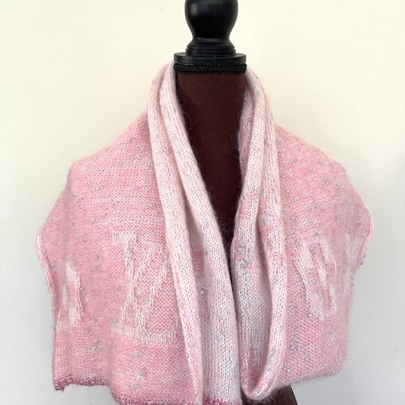 Louis Vuitton Wool Wrap Medallion Logomania Reversible Scarf - Picture 2 of 11